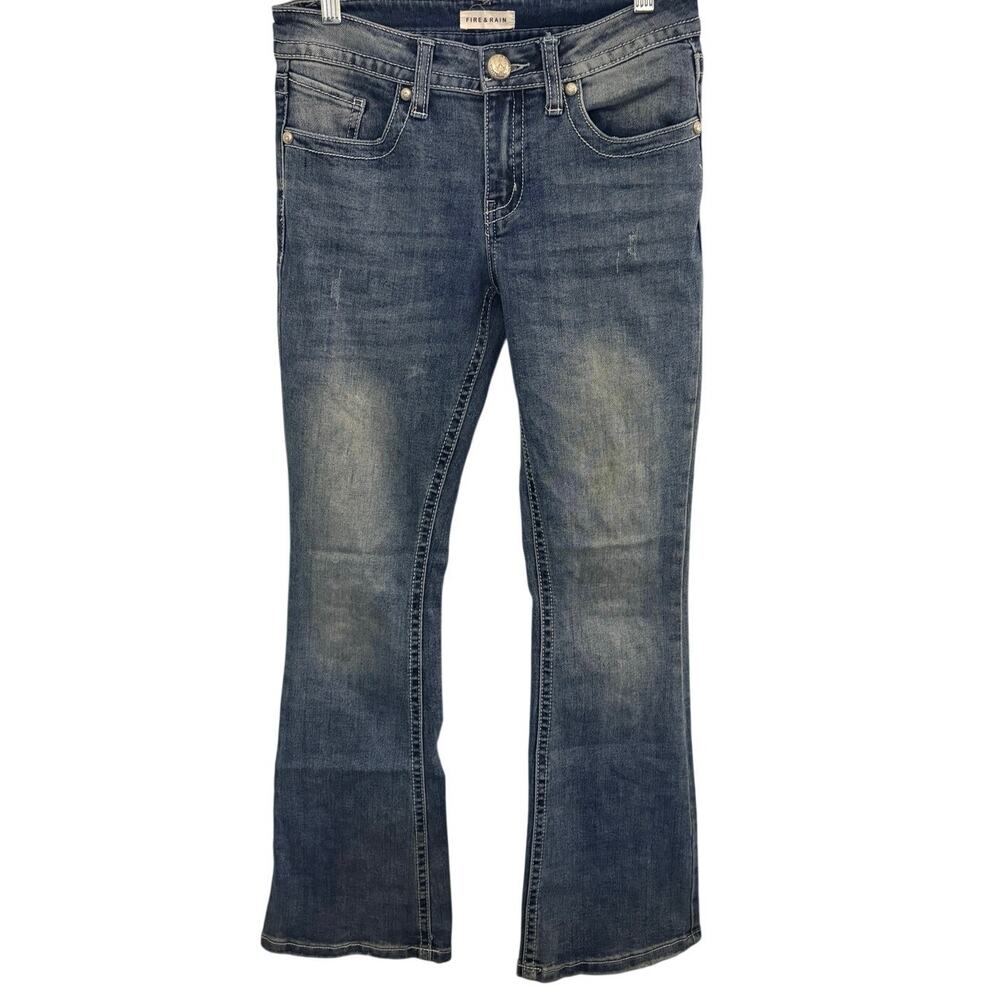 Y2K Fire and Rain light washed Flare Jeans. Size 28
